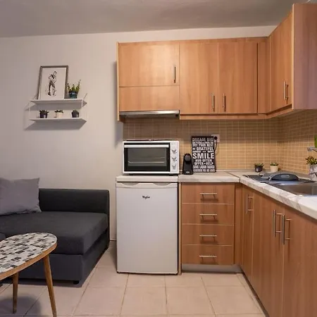 Splatzia Old Town House ハニア